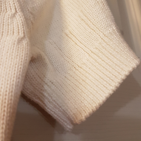 H&M Top - Picture 9 of 12